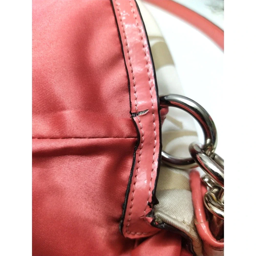 Coach signature beige